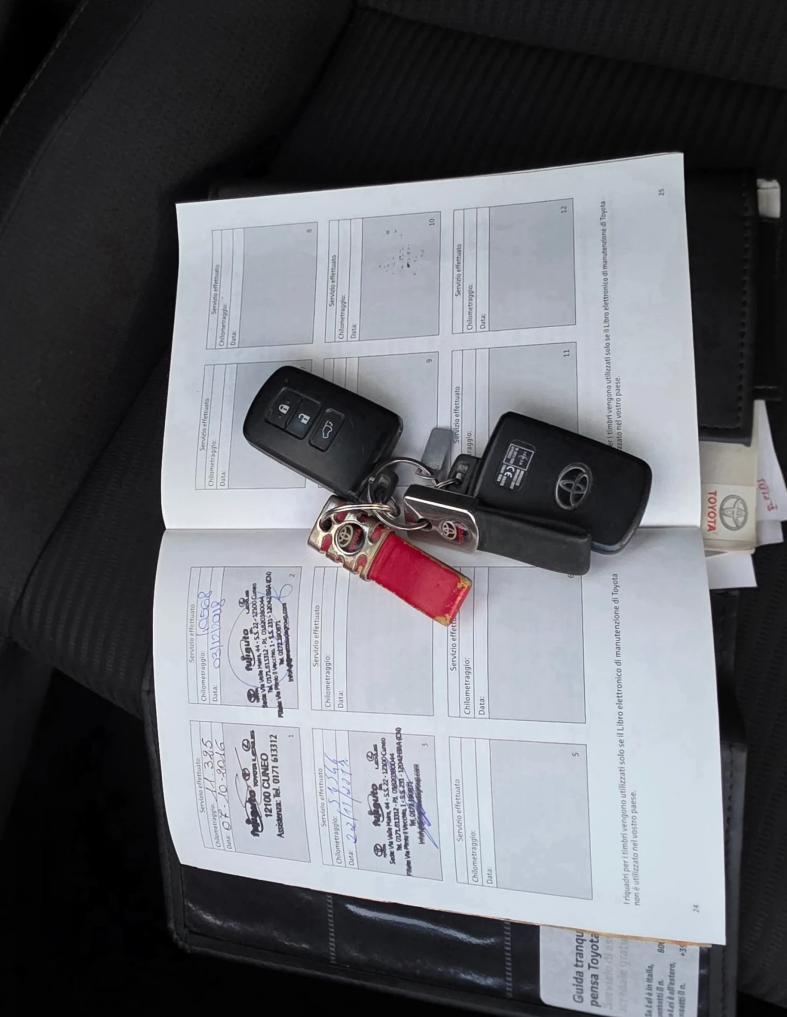 Toyota Rav4 2.0D4D 124ps 4x4 60000km !!! NAVI/KAMERA/SPORT, снимка 14 - Автомобили и джипове - 53804224