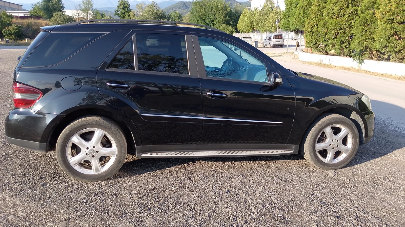 Mercedes-Benz ML 320, снимка 6 - Автомобили и джипове - 54276622