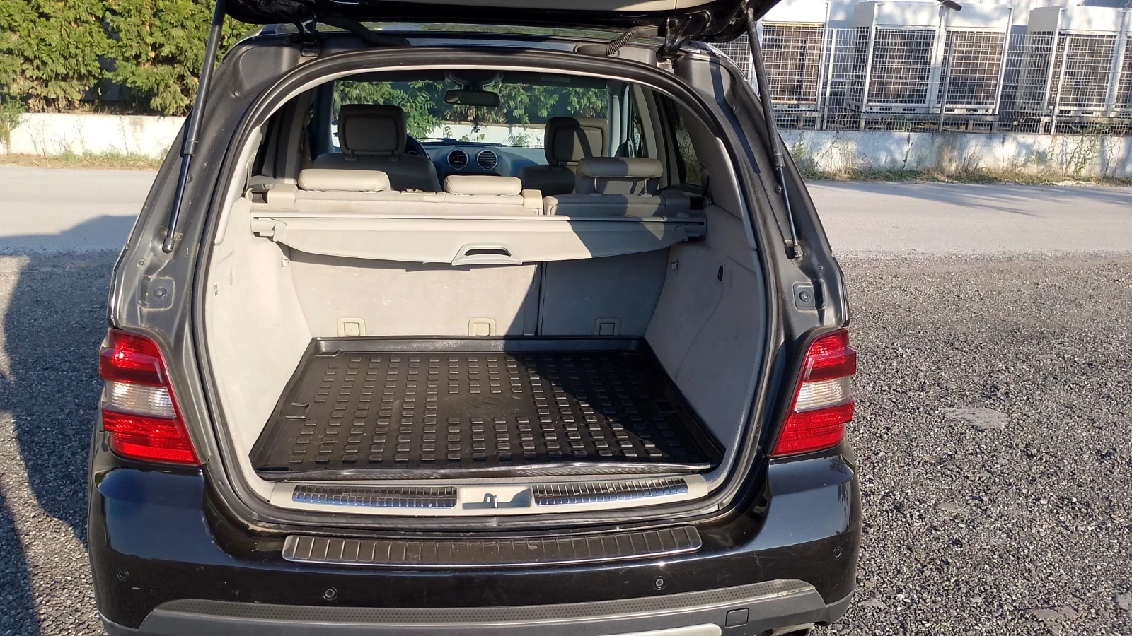 Mercedes-Benz ML 320, снимка 3 - Автомобили и джипове - 54276622