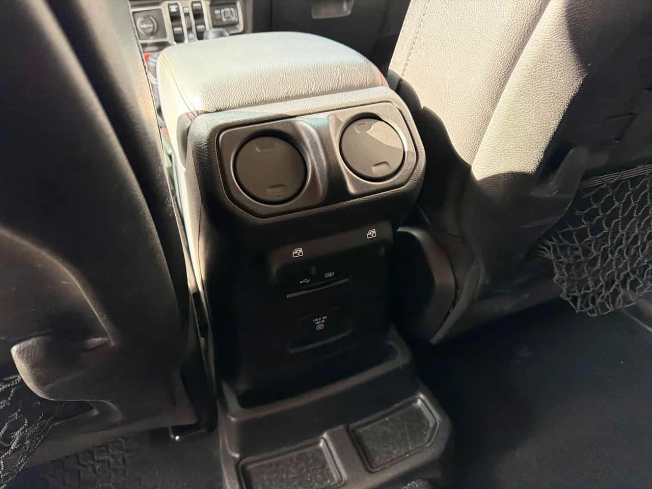 Jeep Wrangler RUBICON/CARFAX/����/2 �����/�������/������� | Mobile.bg � ����������� 15