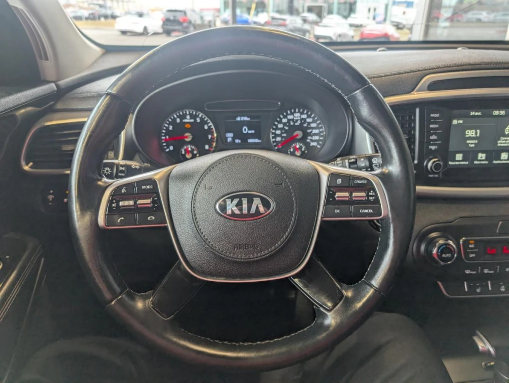 Kia Sorento AWD 7-местен, снимка 8 - Автомобили и джипове - 54791481