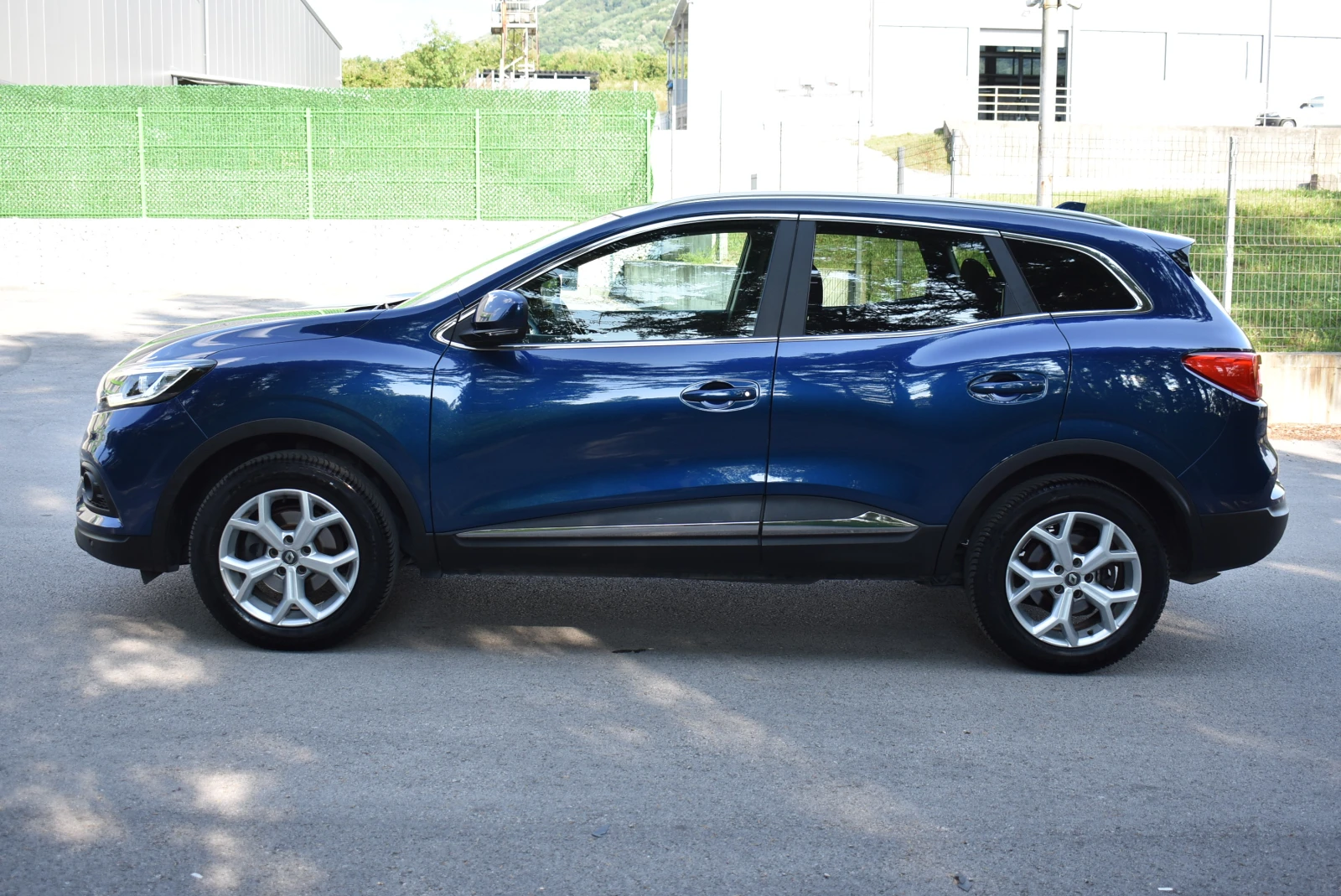 Renault Kadjar 1, 5DCI/115kc= FACELIFT= EURO6D= ОТЛИЧЕН!!!, снимка 3 - Автомобили и джипове - 55179343