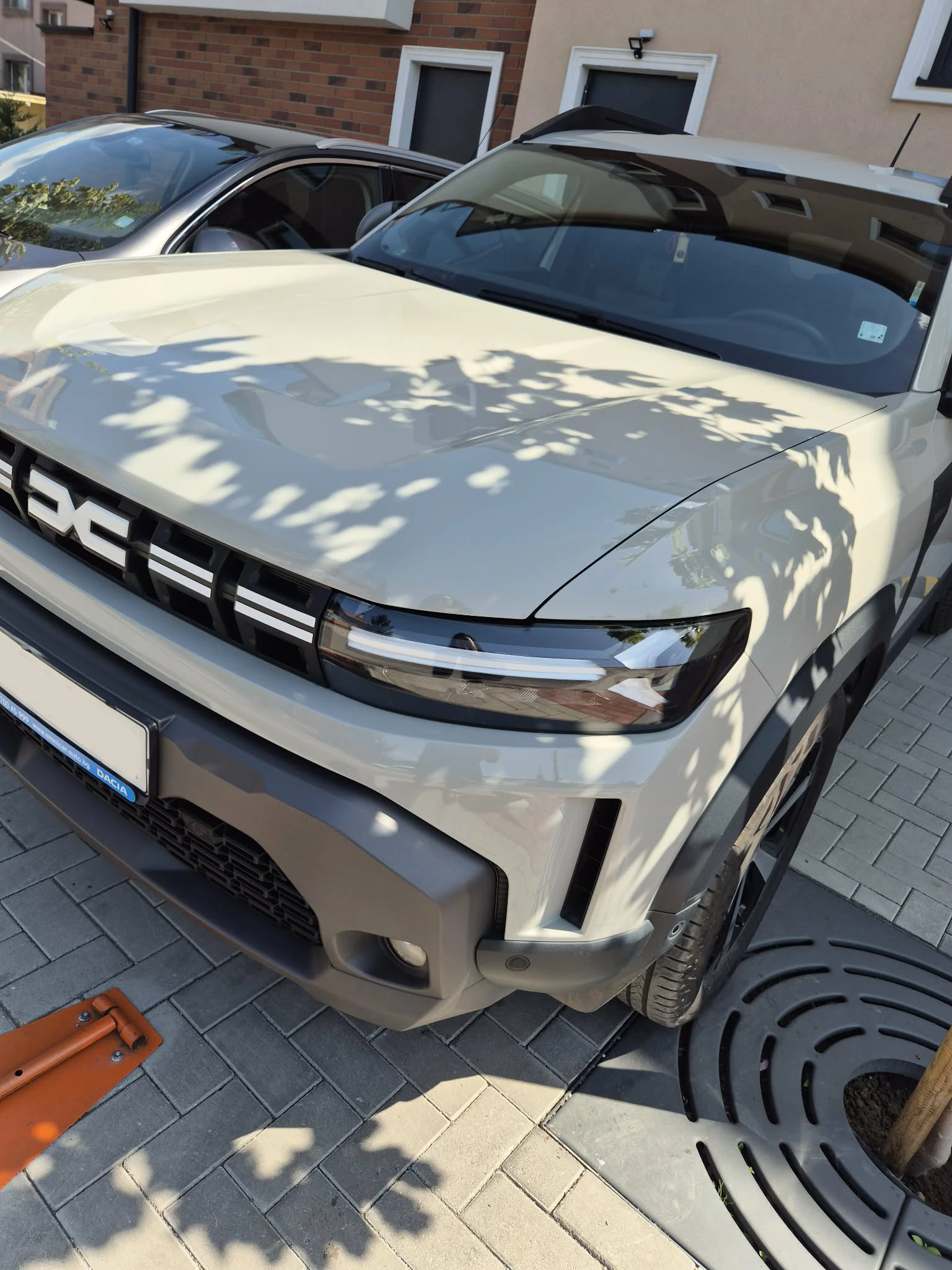 Dacia Duster, снимка 2 - Автомобили и джипове - 55847813