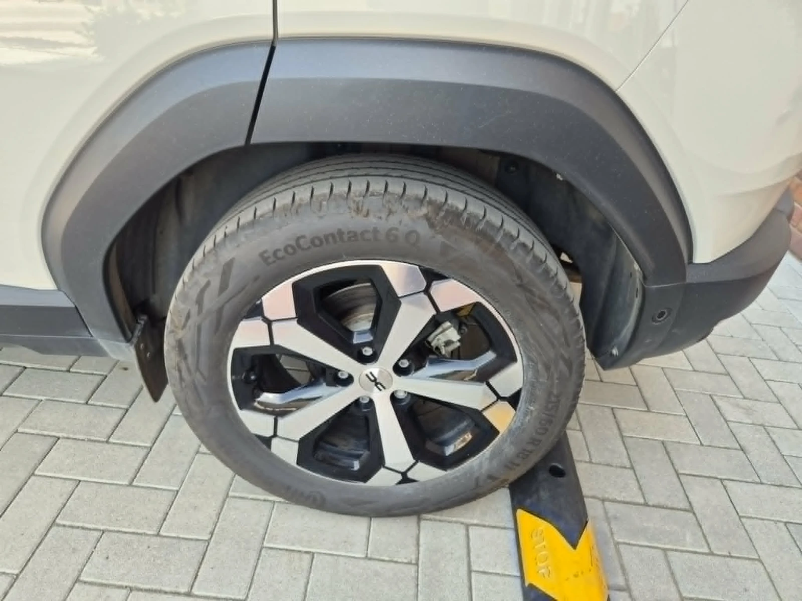 Dacia Duster, снимка 7 - Автомобили и джипове - 55847813