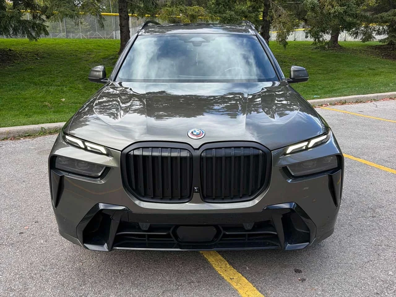 BMW X7 xDrive40i | CARFAX | АВТОКРЕДИТ БЕЗ ПЪРВОНАЧАЛНА , снимка 2 - Автомобили и джипове - 56239005