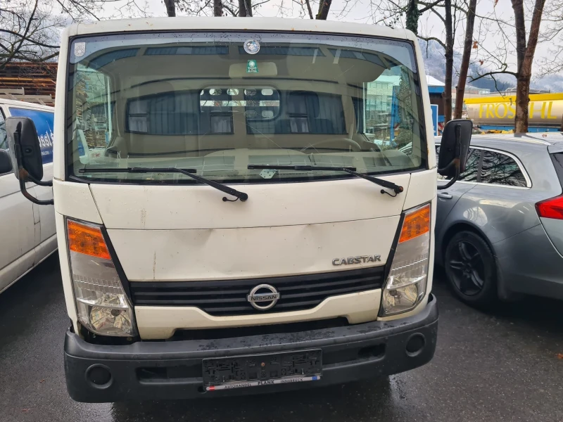 Nissan Capstar 2.5DXI 32/11 Бордово, снимка 2 - Бусове и автобуси - 52666649