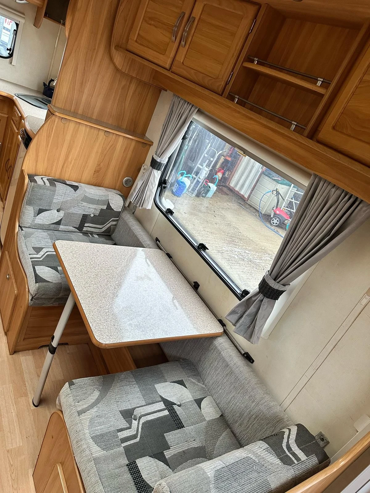 Каравана Fleetwood Meridien 640 EKB - изображение 10
