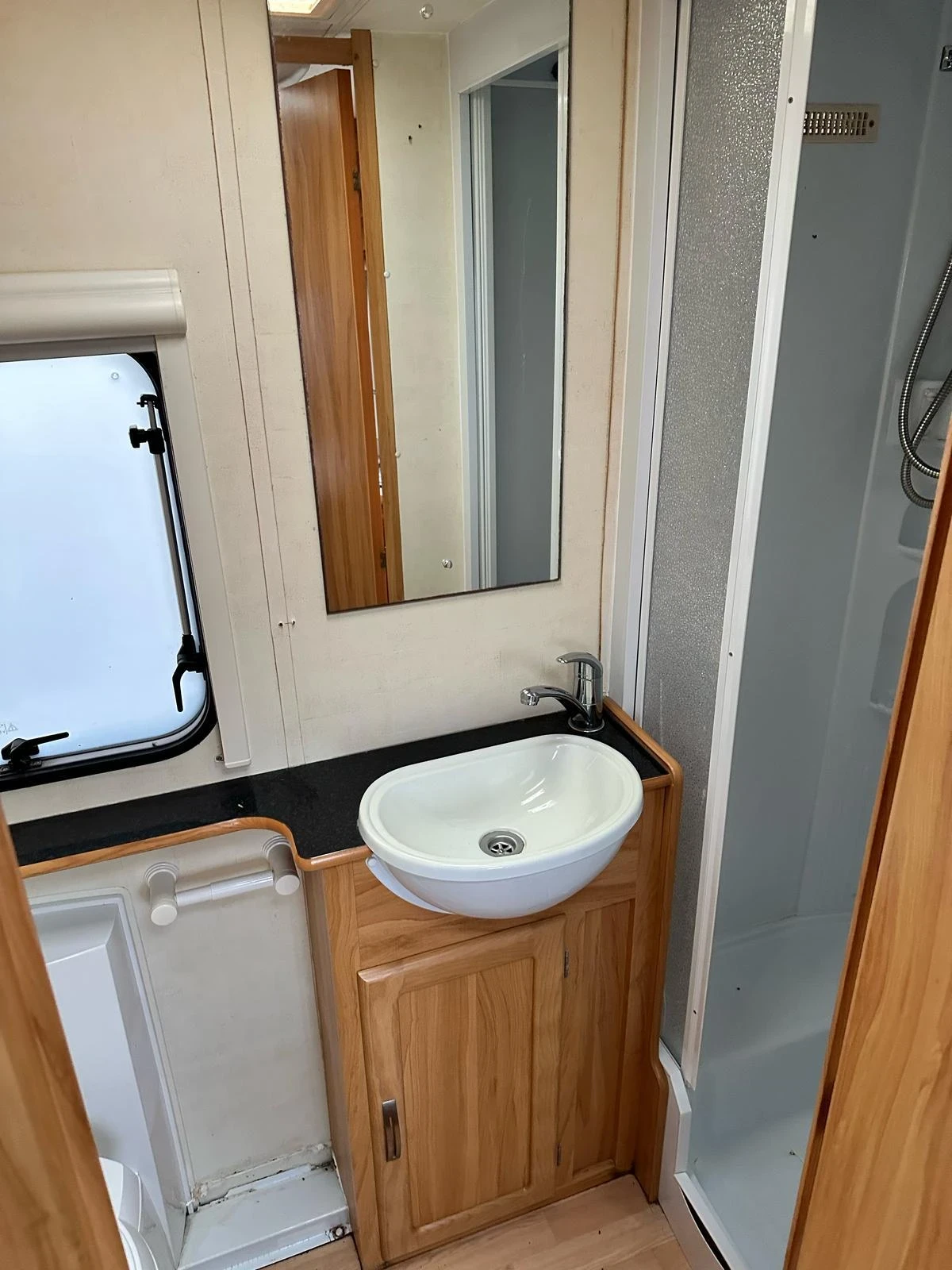 Каравана Fleetwood Meridien 640 EKB - изображение 4