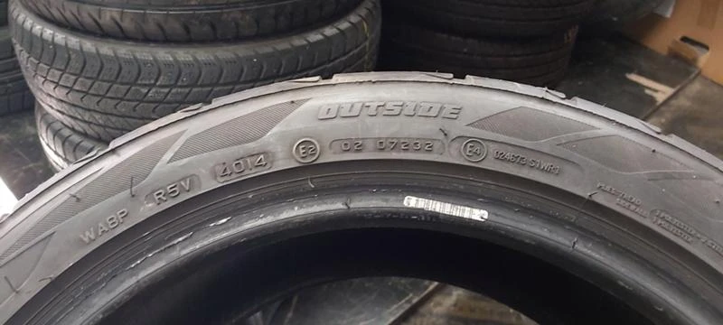 Гуми Летни 235/45R17, снимка 6 - Гуми и джанти - 32902189