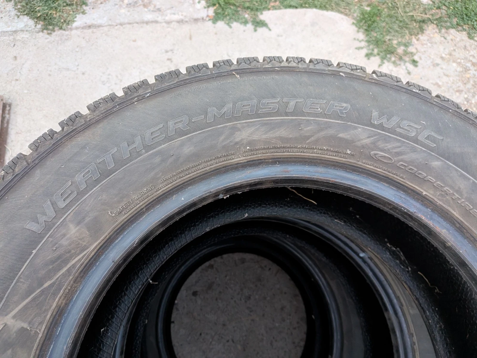 Гуми Зимни 215/70R16, снимка 9 - Гуми и джанти - 55658660