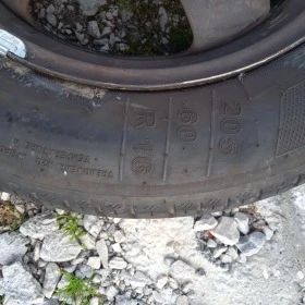 Гуми Летни 205/60R16, снимка 5 - Гуми и джанти - 38418613