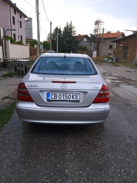 Mercedes-Benz E 220, снимка 2