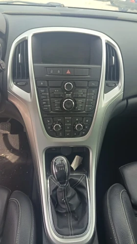 Opel Astra 2.0 TDCI COSMO, снимка 11