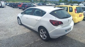 Opel Astra 2.0 TDCI COSMO, снимка 2
