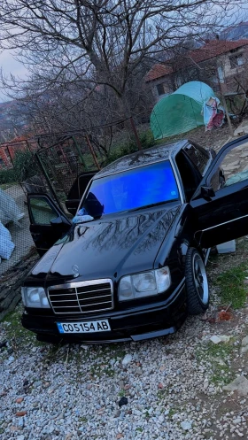 Mercedes-Benz 124 300d, снимка 3