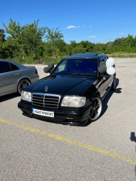 Mercedes-Benz 124 300d, снимка 1