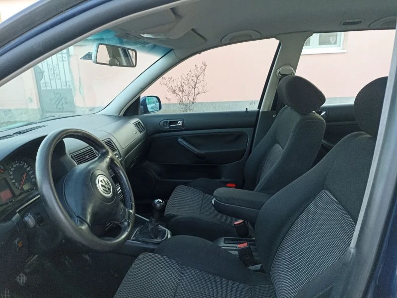 VW Golf 1.6 газ/бензин , снимка 9 - Автомобили и джипове - 48434743