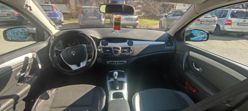 Renault Laguna 2.0%2F16V, снимка 6 - Автомобили и джипове - 49024398