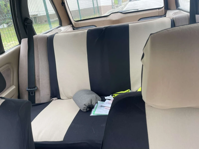 BMW 320, снимка 8 - Автомобили и джипове - 50196530