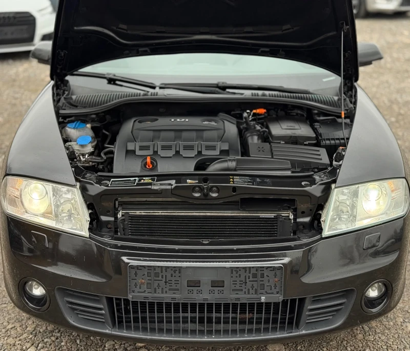 Skoda Octavia 2.0TDi 170к.с * VRS* * Навигация* , снимка 16 - Автомобили и джипове - 52307715
