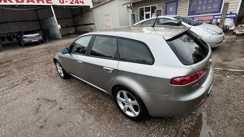Alfa Romeo 159 sportwagon, снимка 5 - Автомобили и джипове - 52447637