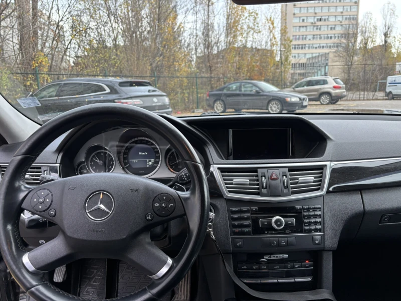 Mercedes-Benz E 350 4 matic, снимка 7 - Автомобили и джипове - 52630081