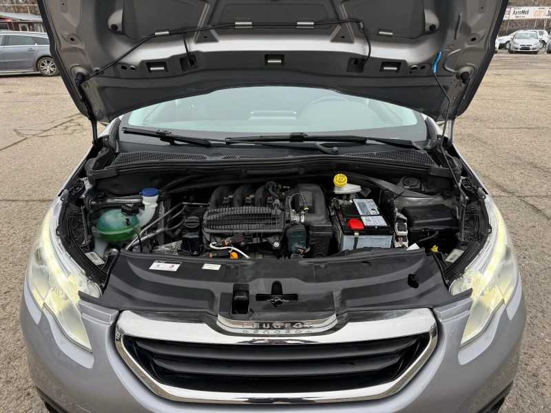 Peugeot 208 1.2 80 kc, снимка 16 - Автомобили и джипове - 52791359