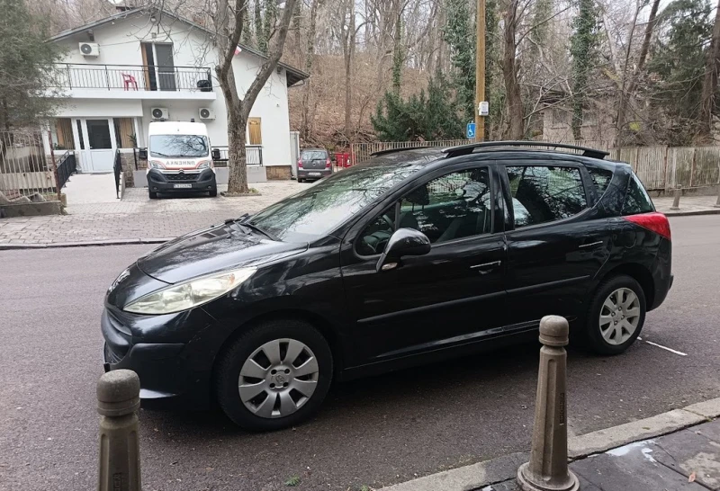 Peugeot 207 1.4 Station Wagon EURO 5, снимка 2 - Автомобили и джипове - 53391964