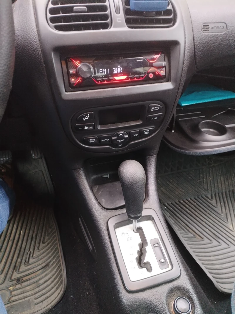 Peugeot 206, снимка 5 - Автомобили и джипове - 53505196