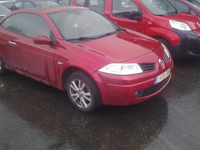 Renault Megane 1.5/1.9 DCi/1.6i , снимка 11 - Автомобили и джипове - 48320148