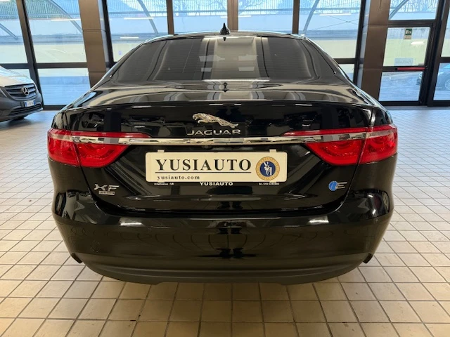 Jaguar Xf 2.0D 163КС, снимка 5 - Автомобили и джипове - 55345943