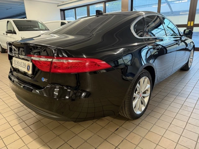 Jaguar Xf 2.0D 163КС, снимка 4 - Автомобили и джипове - 55345943