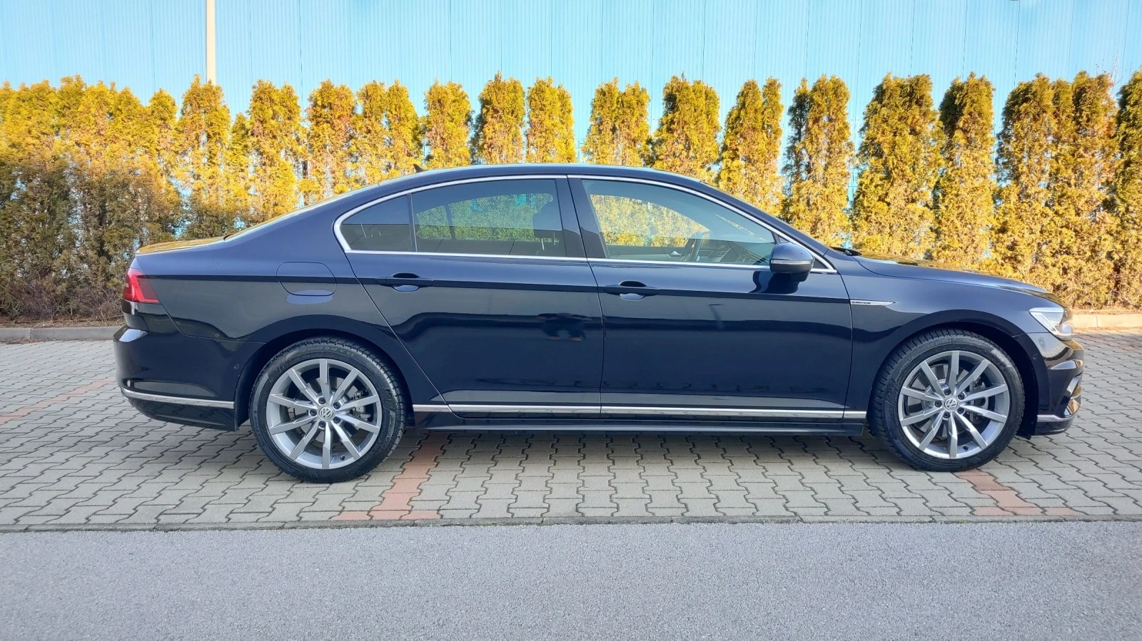 VW Passat R line 4x4 240hp 110хил.км - изображение 4