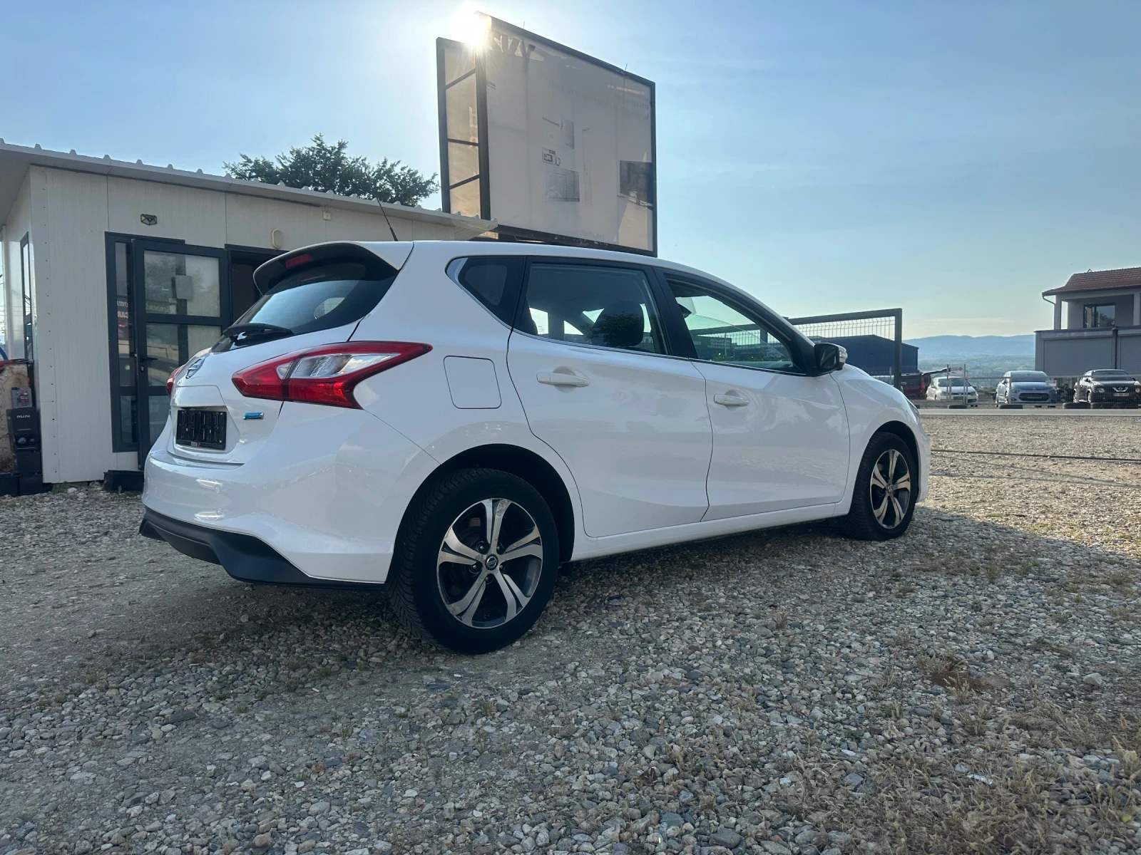 Nissan Pulsar 1, 5dCi Euro6 Full Extra - изображение 4