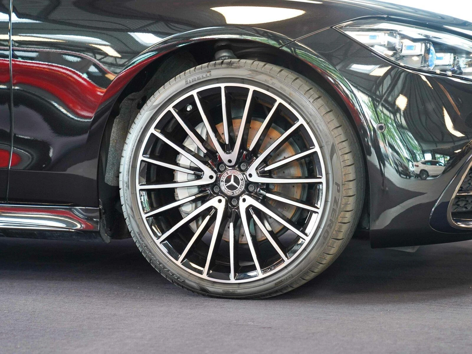 Mercedes-Benz S 450 d/AMG/LONG/4-MATIC/EXCLUSIV/BURM/PANO/3D HEAD UP/  - изображение 2