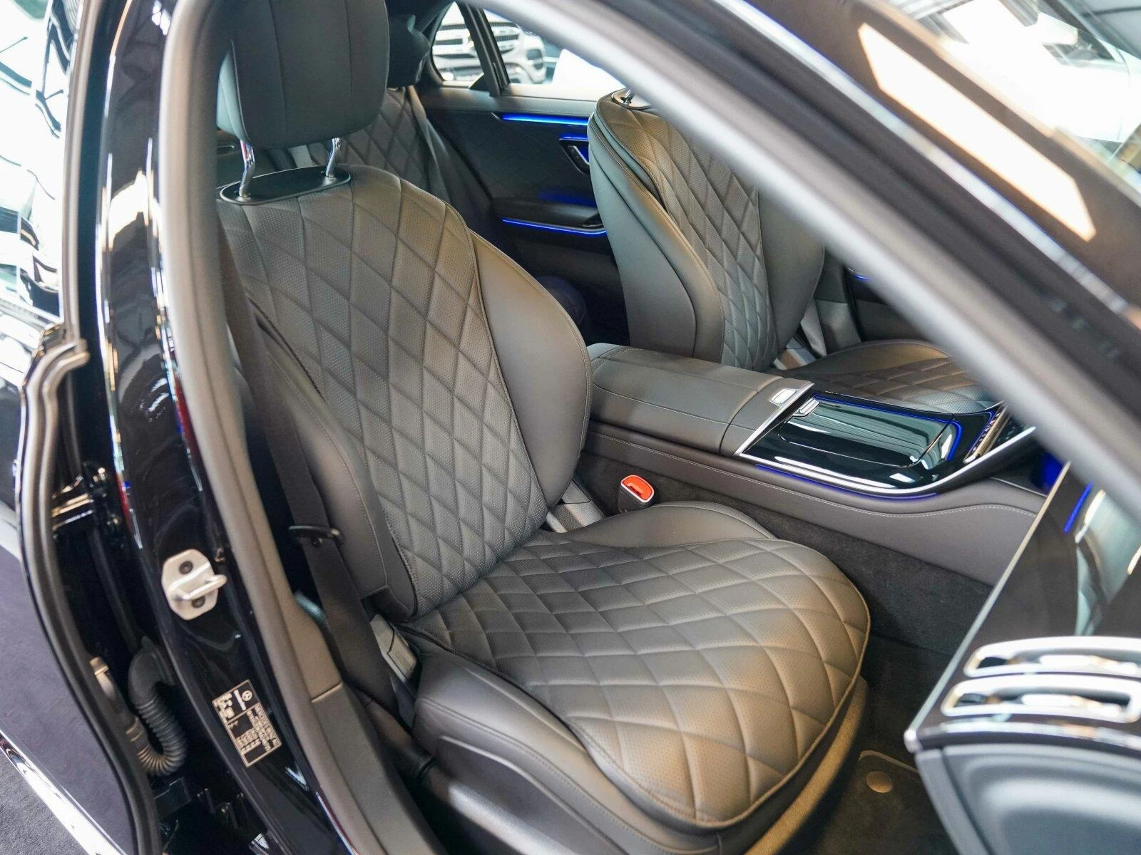 Mercedes-Benz S 450 d/AMG/LONG/4-MATIC/EXCLUSIV/BURM/PANO/3D HEAD UP/  - изображение 10