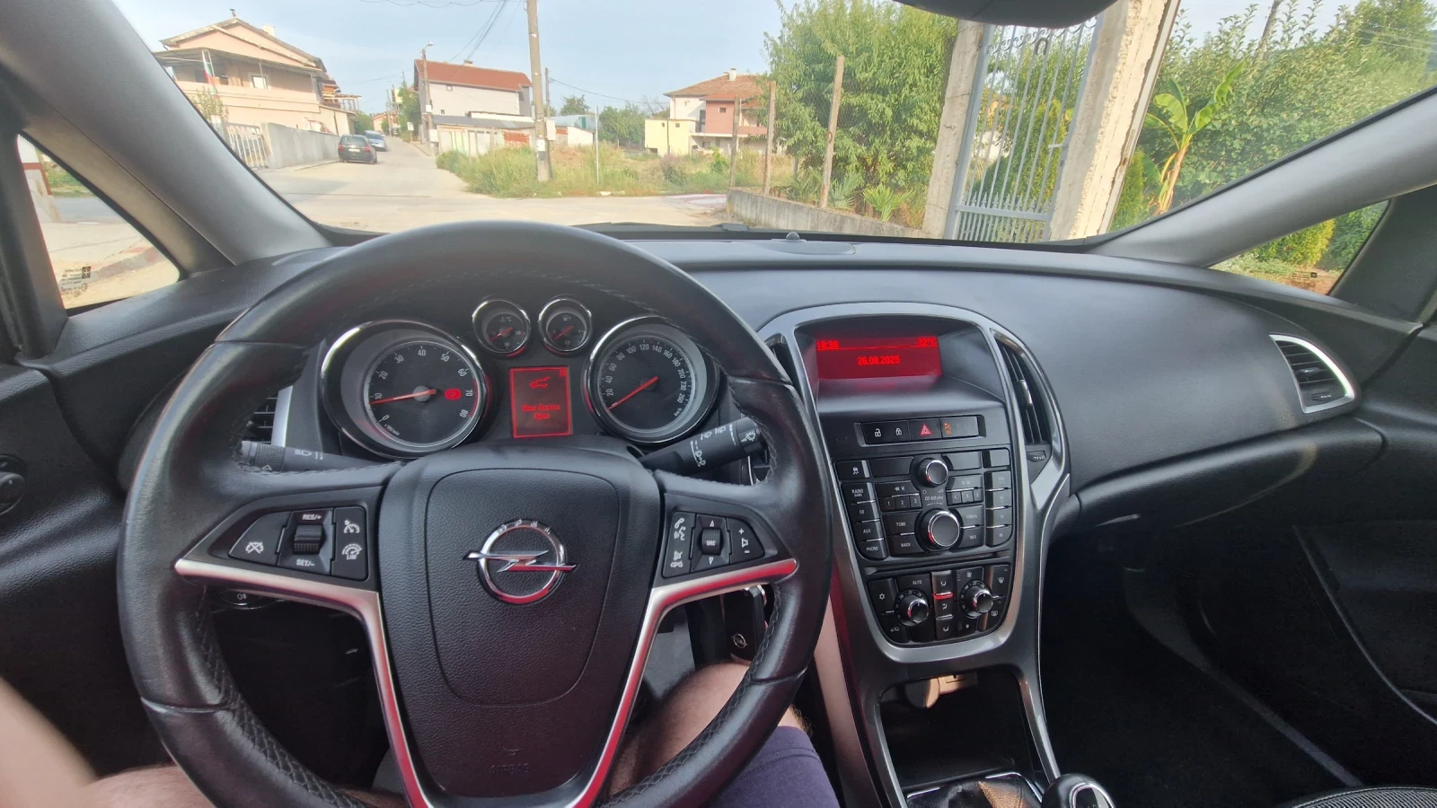 Opel Astra Sports Tourer  - изображение 9