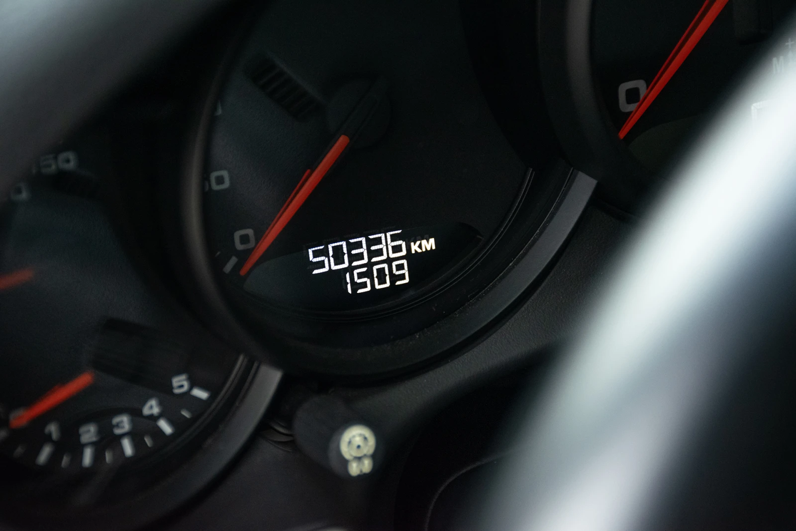 Porsche 911 991.1 GTS |   (11.2025) | Mobile.bg   15