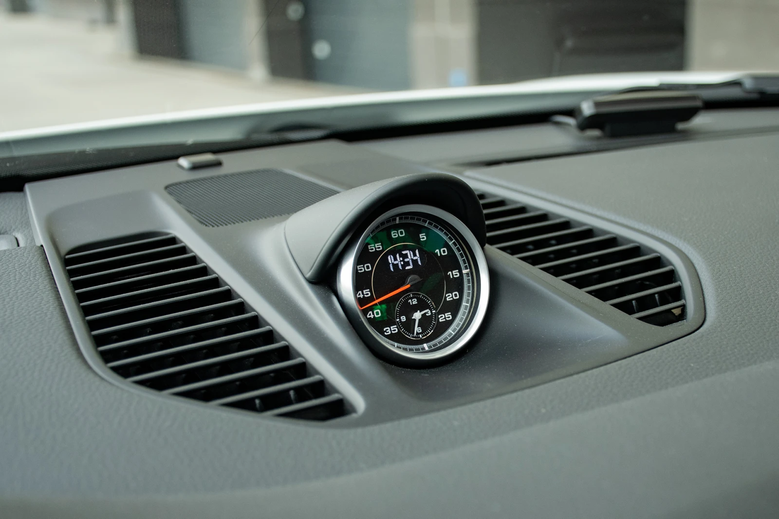 Porsche 911 991.1 GTS |   (11.2025) | Mobile.bg   9