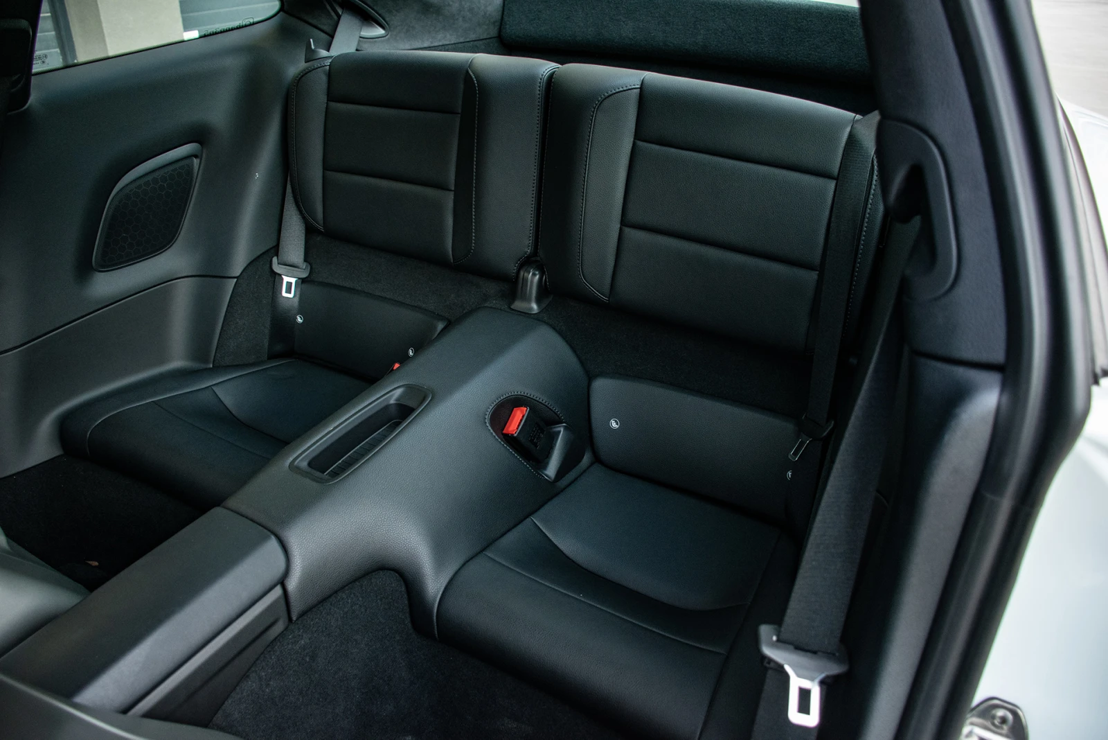 Porsche 911 991.1 GTS |   (11.2025) | Mobile.bg   14