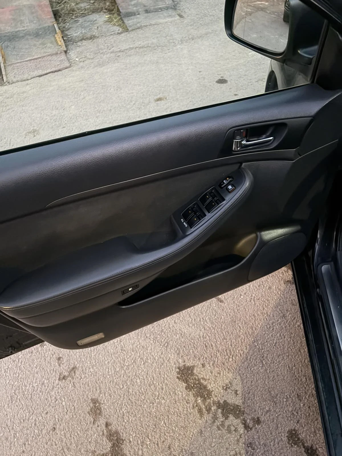 Toyota Avensis 1.8 | Mobile.bg � ����������� 11