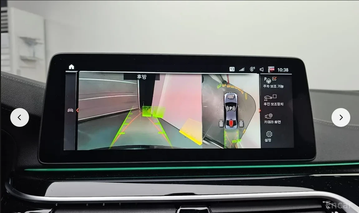 BMW 530 XDRIVE* MPACK* HARMAN* HUD* 360 CAM, снимка 7 - Автомобили и джипове - 53876559