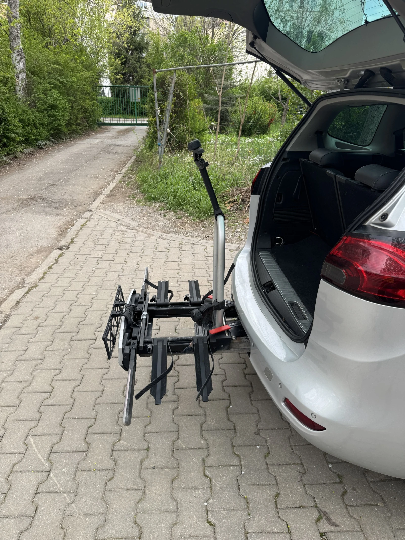 Opel Zafira, снимка 4 - Автомобили и джипове - 54333742