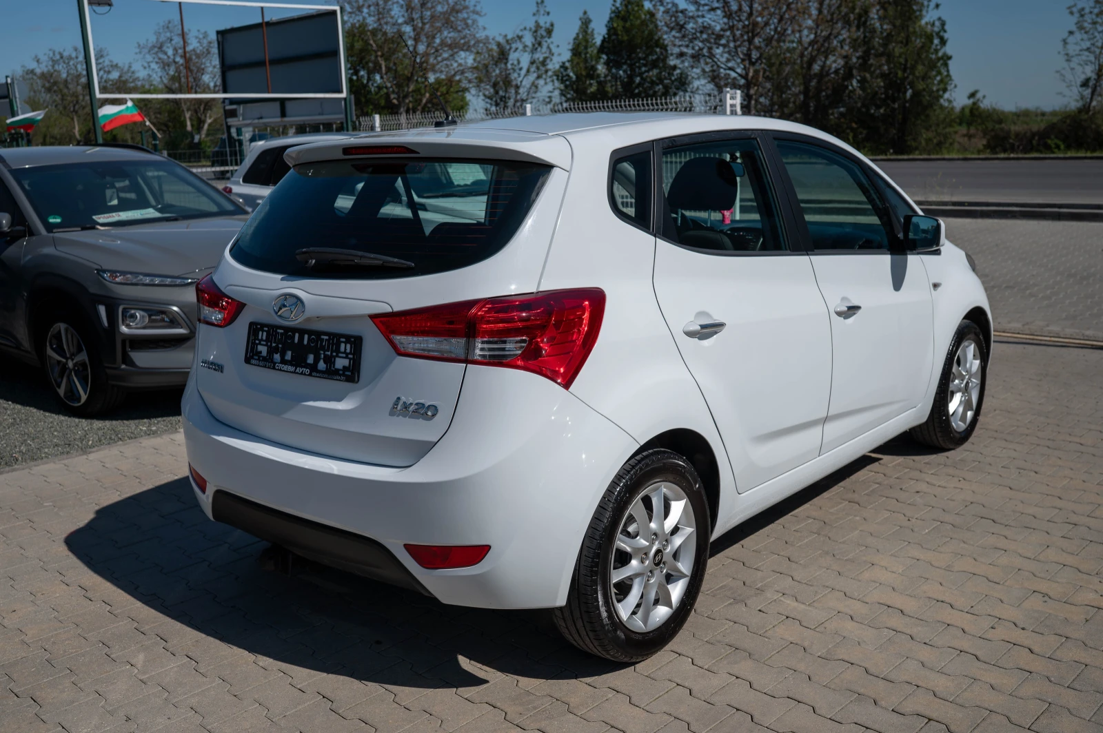 Hyundai Ix20 1.4* бензин* 90кс, снимка 7 - Автомобили и джипове - 54332790