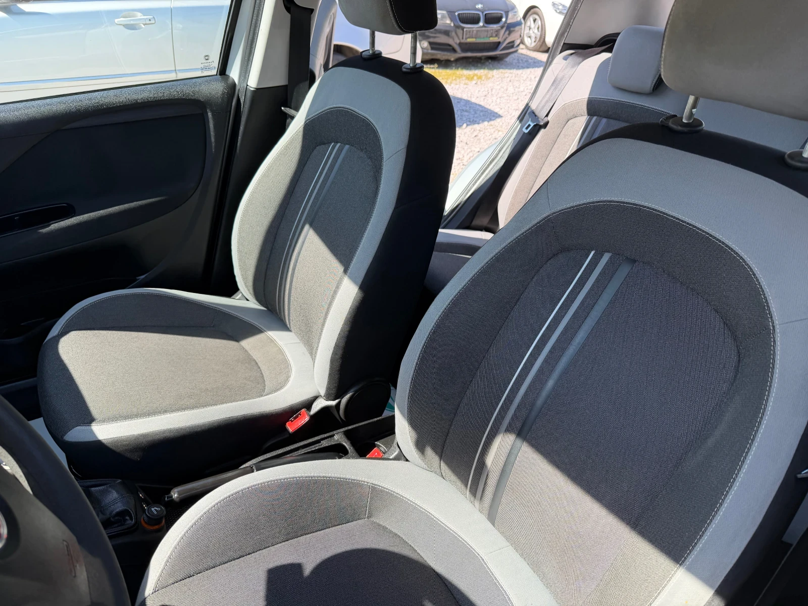 Fiat Punto EVO, 1.4 BENZIN, METAN, КАМЕРА, NAVI, снимка 12 - Автомобили и джипове - 54335425