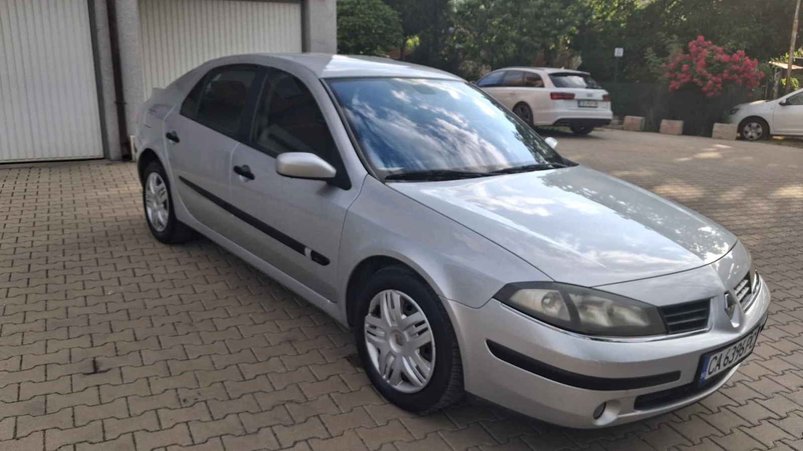 Renault Laguna II, снимка 5 - Автомобили и джипове - 54810713