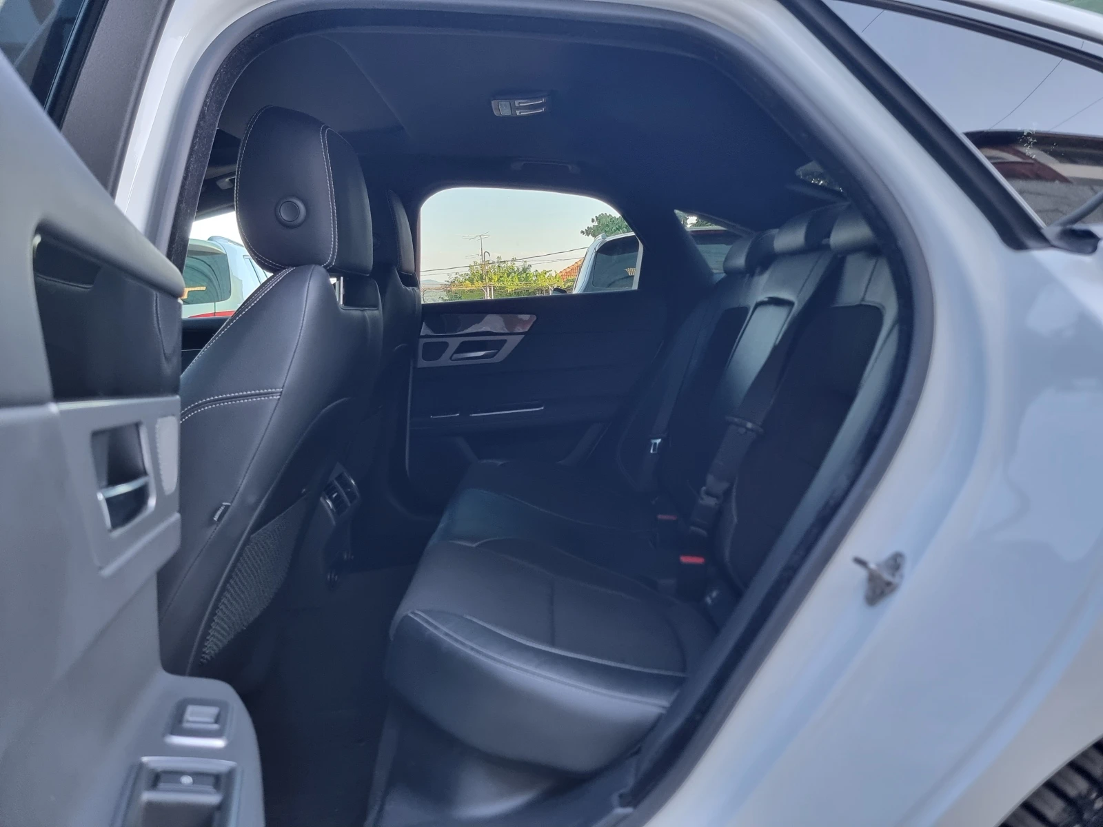 Jaguar Xf R-SPORT* 4X4* LIMITED , снимка 13 - Автомобили и джипове - 55504063