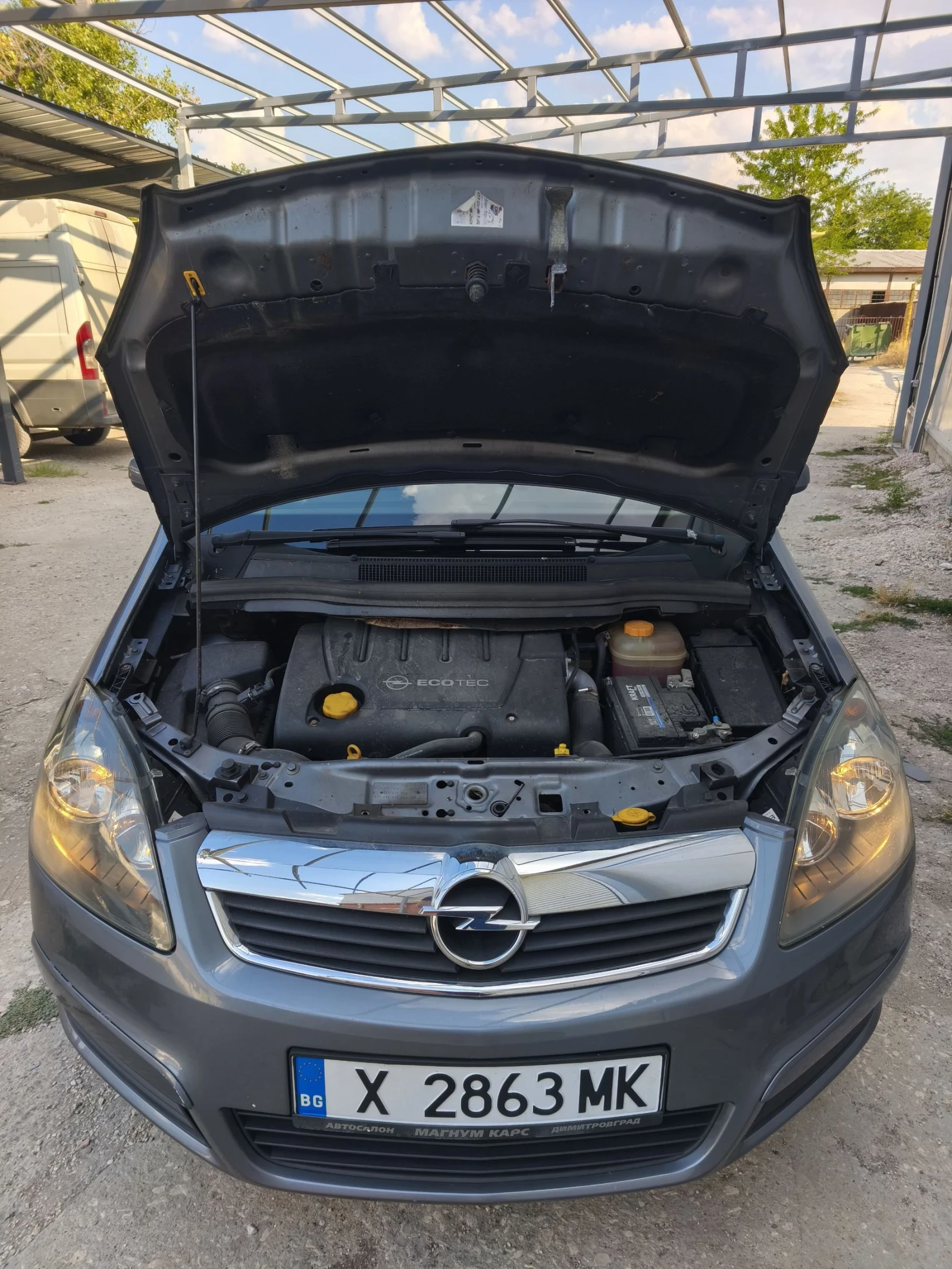 Opel Zafira 1.9CDTI , снимка 14 - Автомобили и джипове - 55600829