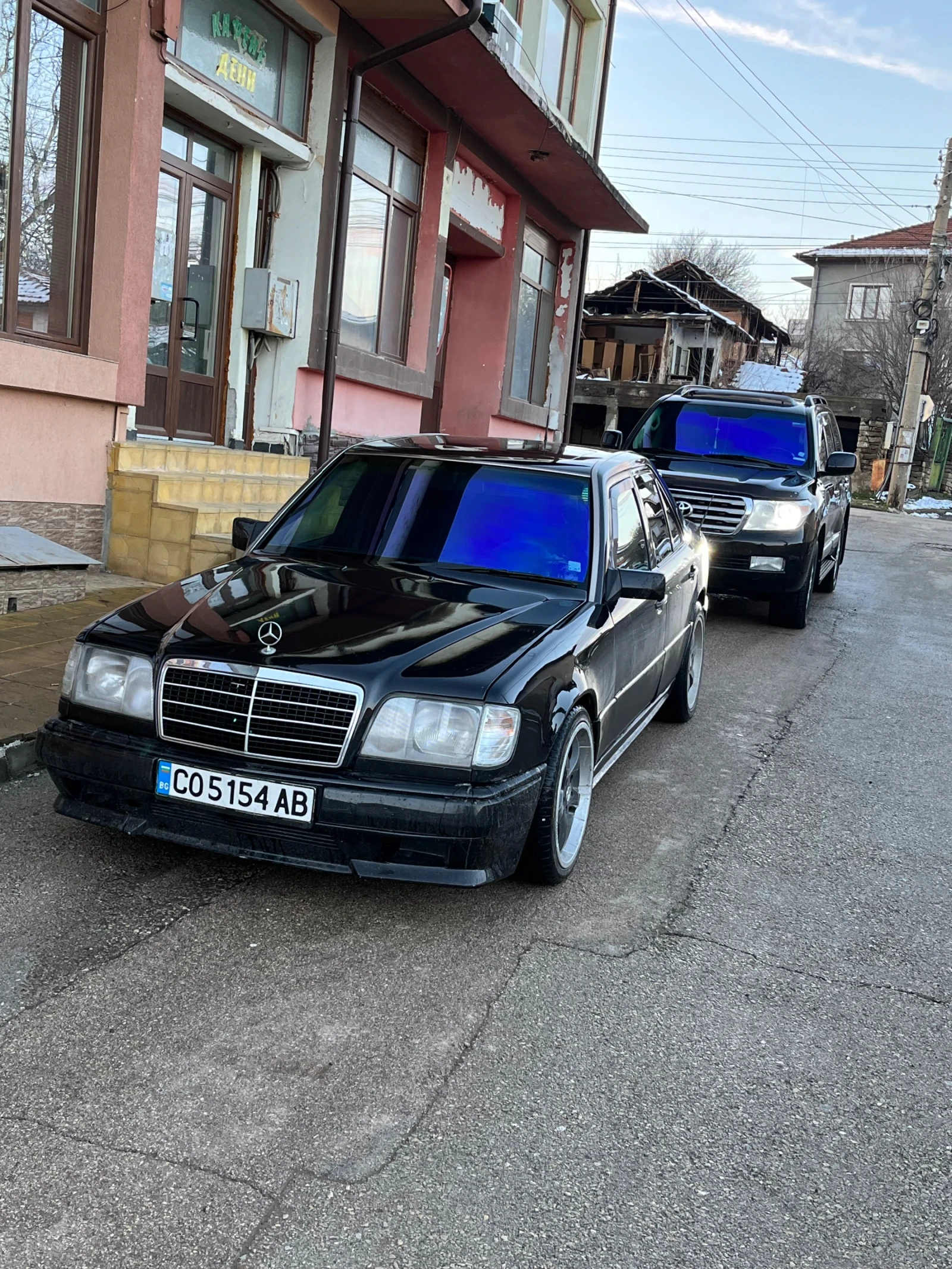 Mercedes-Benz 124 300d, снимка 5 - Автомобили и джипове - 55605627
