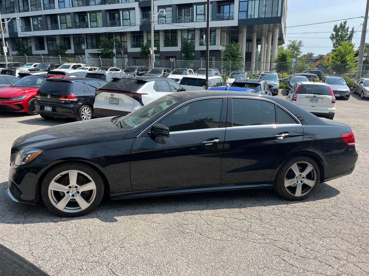 Mercedes-Benz E 250 BlueTEC | ГЛАВНО ПРЕДСТАВИТЕЛСТВО НА MERCEDES, снимка 4 - Автомобили и джипове - 55670631